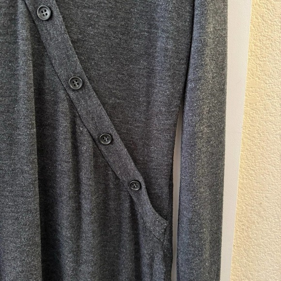 Three Dots Asymmetrical V-Neck Women’s Top Large - Picture 2 of 5